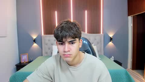 Tommy  online show from September 2025 03:17:01 AM