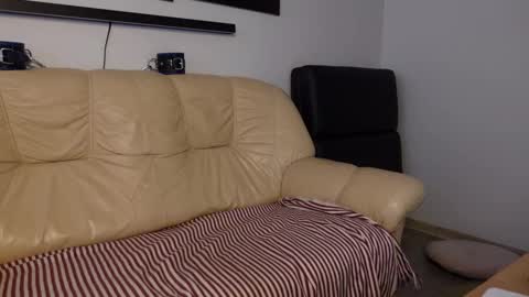  tommy burnzzz  online show from December 2024 09:14:01 AM