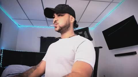 tommy_sccott online show from February 2026 10:35:01 PM