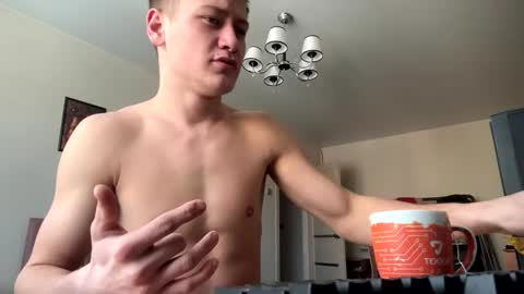 Snapshot of tommy_shak chatting on February 2025 07:37:01 AM Tommy Shak online show from February 2025 07:37:01 AM