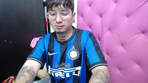 Dirty Tommy online show from September 2025 04:12:01 AM