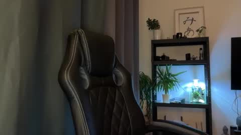 Thomas Fit online show from November 2025 09:07:01 PM