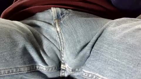 Snapshot of tomscibbly chatting on December 2024 06:46:01 PM tomscibbly online show from December 2024 06:46:01 PM