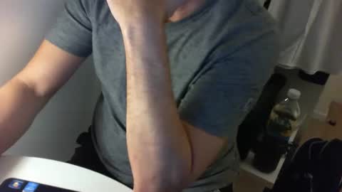 Tom online show from December 2024 07:04:02 PM