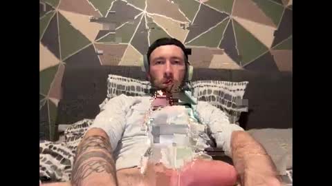 Snapshot of tomx9inch chatting on March 2025 10:28:02 PM yorkshireLAD online show from March 2025 10:28:02 PM