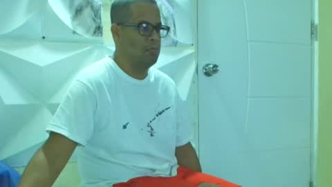 Antonio online show from February 2025 12:43:02 PM