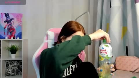 Snapshot of tonya_gray chatting on December 2024 12:20:01 AM tonya_gray online show from December 2024 12:20:01 AM