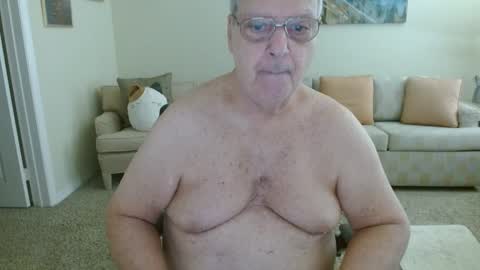 Snapshot of tonysview12000 chatting on September 2025 06:13:02 PM tonysview12000 online show from September 2025 06:13:02 PM