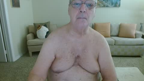 Snapshot of tonysview12000 chatting on October 2025 06:15:02 PM tonysview12000 online show from October 2025 06:15:02 PM