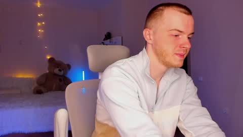 Snapshot of toohornyserj chatting on December 2024 11:08:02 PM toohornyserj online show from December 2024 11:08:02 PM