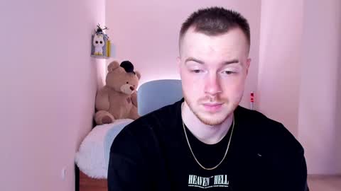 Snapshot of toohornyserj chatting on January 2025 04:01:01 AM toohornyserj online show from January 2025 04:01:01 AM