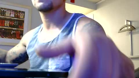 toomuchsmoke online show from December 2024 09:33:01 AM