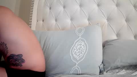 Snapshot of toomuchsmoke chatting on November 2025 01:39:01 AM toomuchsmoke online show from November 2025 01:39:01 AM