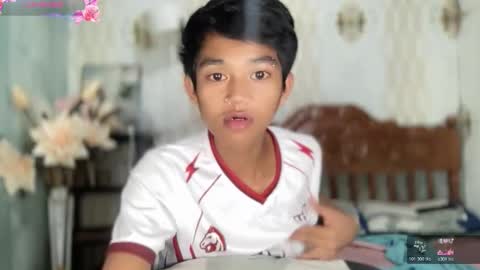 Snapshot of toothlessxx chatting on May 2026 10:35:01 AM jhonrex online show from May 2026 10:35:01 AM