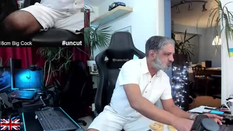 Snapshot of topalphaboss chatting on November 2025 08:53:02 PM topalphaboss online show from November 2025 08:53:02 PM