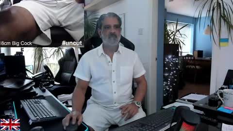 topalphaboss online show from December 2025 01:20:01 PM