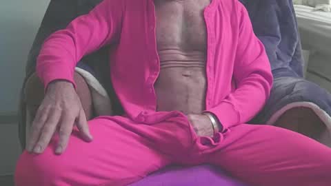 Snapshot of topfortwinks chatting on December 2024 05:26:01 PM topfortwinks online show from December 2024 05:26:01 PM