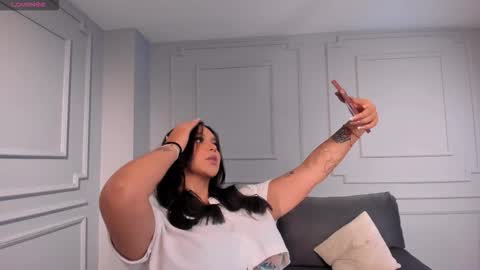 Tori Cross online show from October 2025 01:26:01 AM