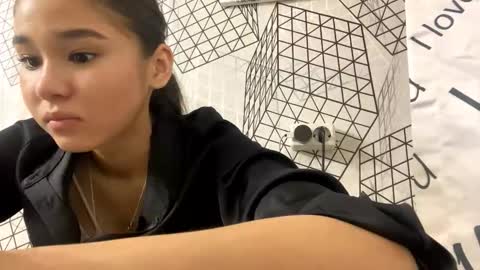 Julia online show from December 2025 12:12:02 PM