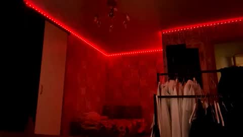 Julia online show from December 2025 12:13:02 PM