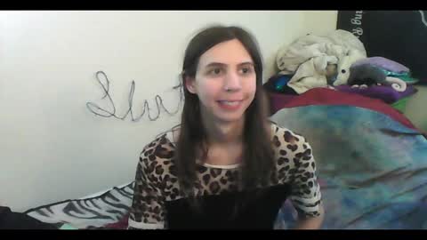 Snapshot of totalfuckingadorable chatting on October 2025 09:26:02 PM Luna online show from October 2025 09:26:02 PM