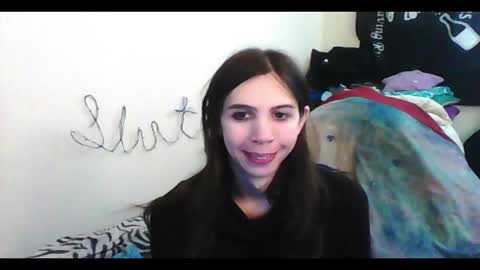 Snapshot of totalfuckingadorable chatting on November 2025 09:09:01 PM Luna online show from November 2025 09:09:01 PM