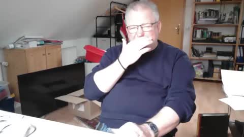 Snapshot of toto758 chatting on November 2025 10:59:01 AM toto758 online show from November 2025 10:59:01 AM