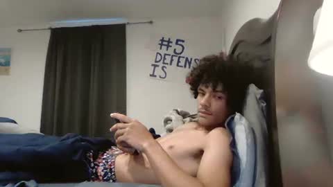 Snapshot of totxxx335 chatting on September 2025 11:27:01 PM totxxx335 online show from September 2025 11:27:01 PM