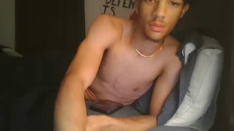 Snapshot of totxxx335 chatting on September 2025 07:36:01 AM totxxx335 online show from September 2025 07:36:01 AM