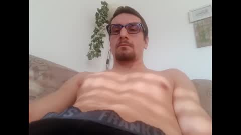 towlie90 online show from December 2024 10:44:02 AM