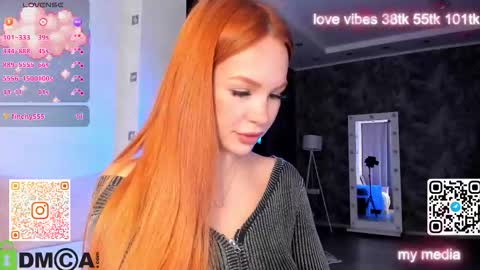 Snapshot of tracy_tay1or chatting on December 2025 12:51:01 AM Tracy GMT2 Mon 3 AM - 4 PM Tue 3 AM - 4 PM Wed 3 AM - 4 PM Thur 3 AM - 4 PM Fri 3 AM - 4 PM online show from December 2025 12:51:01 AM