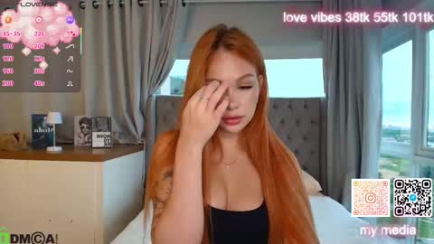 Snapshot of tracy_tay1or chatting on February 2026 07:06:01 PM Tracy GMT2 Mon 3 AM - 4 PM Tue 3 AM - 4 PM Wed 3 AM - 4 PM Thur 3 AM - 4 PM Fri 3 AM - 4 PM online show from February 2026 07:06:01 PM