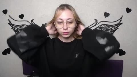 TracyLeeBB online show from November 2025 11:47:02 AM