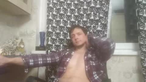 Snapshot of tradewm chatting on October 2025 04:16:02 PM Trade4Life online show from October 2025 04:16:02 PM