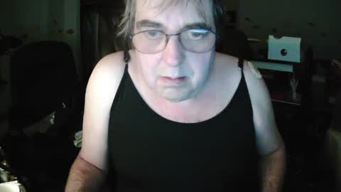 Snapshot of transmtfhello chatting on December 2024 02:47:01 AM Peter online show from December 2024 02:47:01 AM