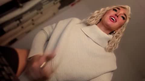 ALMIGHTY GODDESS VALENTINA online show from October 2025 05:02:02 PM