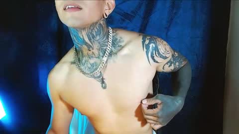 TRAV - INDEPENDENT MODEL online show from January 2025 10:07:02 PM