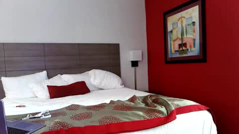 TreeBurner1 online show from December 2025 03:57:01 AM