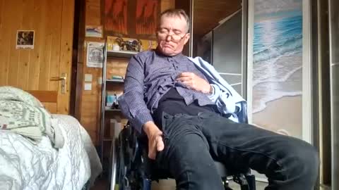 Snapshot of trekkertje12345 chatting on April 2026 10:21:02 AM trekkertje12345 online show from April 2026 10:21:02 AM