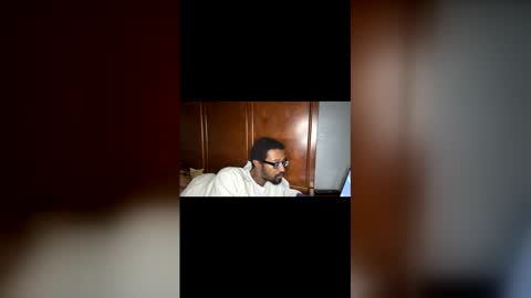 Snapshot of trench_and_hxney chatting on May 2026 03:23:01 AM trench_and_hxney online show from May 2026 03:23:01 AM