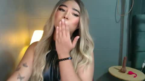 trexie_fucks15 online show from November 2025 03:38:02 AM