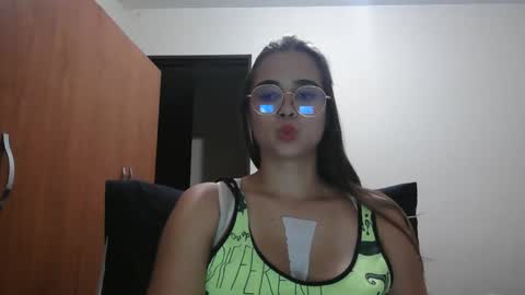 triana_bell online show from February 2026 11:22:01 PM