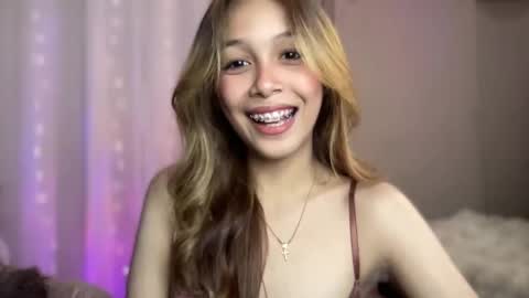 Snapshot of triana_ortega chatting on December 2024 04:36:01 PM Triana online show from December 2024 04:36:01 PM