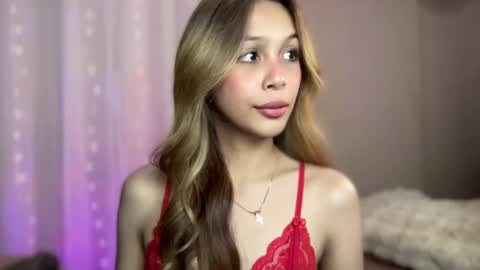 Snapshot of triana_ortega chatting on December 2024 08:00:01 PM Triana online show from December 2024 08:00:01 PM