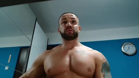 Snapshot of tridentmuscles chatting on January 2025 10:37:01 AM tridentmuscles online show from January 2025 10:37:01 AM