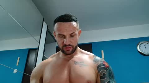 Snapshot of tridentmuscles chatting on January 2025 10:01:01 PM tridentmuscles online show from January 2025 10:01:01 PM