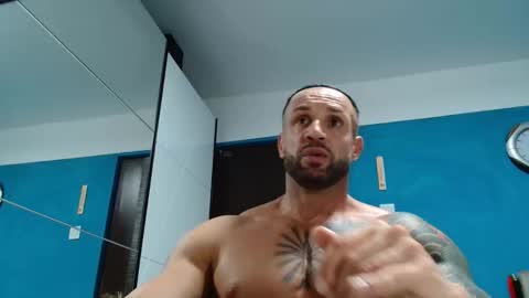 Snapshot of tridentmuscles chatting on October 2025 03:00:02 PM tridentmuscles online show from October 2025 03:00:02 PM