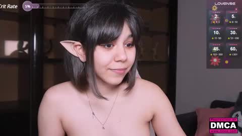 Snapshot of triss_moon chatting on February 2025 09:32:01 AM Triss online show from February 2025 09:32:01 AM