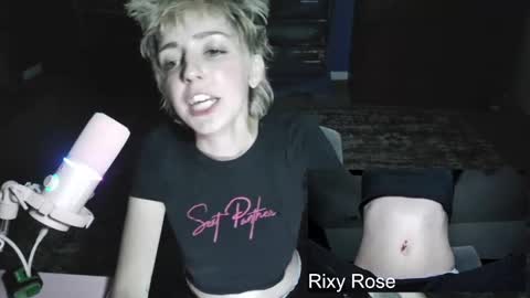 RixyRose online show from October 2025 03:17:01 AM