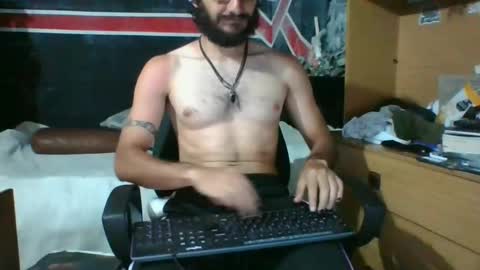 Snapshot of trizquelmen chatting on December 2024 01:07:02 AM Andrew online show from December 2024 01:07:02 AM